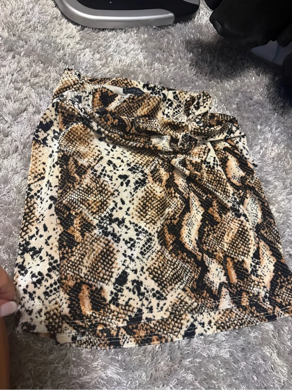 Reptile Habitat Decorative Hide Mat in Brown Snake Pattern